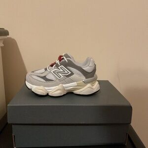 New balance , 6C, grey